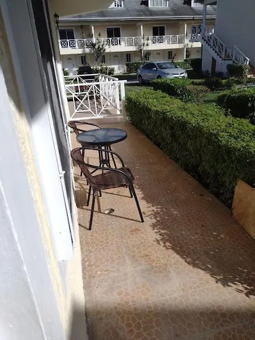 Club Caribbean Apartments Runaway Bay